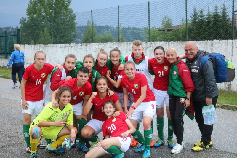 Девическият национален отбор до 19 г. победи Азербайджан WU19 с 2:1 в контрола