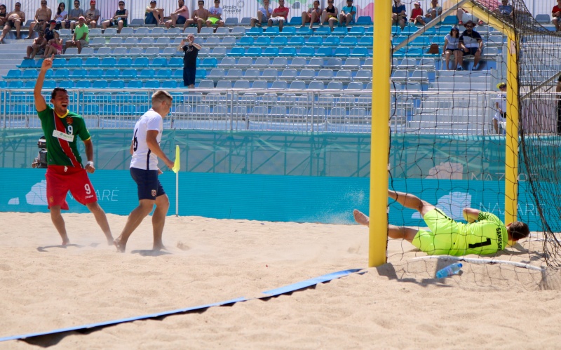 България на първо място в група 1 от дивизия Б на ЕВРОлигата по плажен футбол с 3 победи