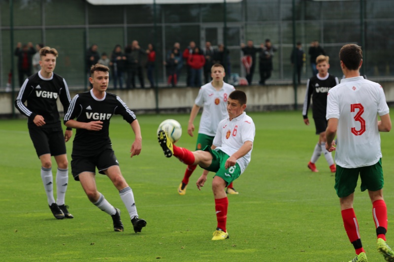 България U15 победи Нидерзаксен с 2:1 в Бояна
