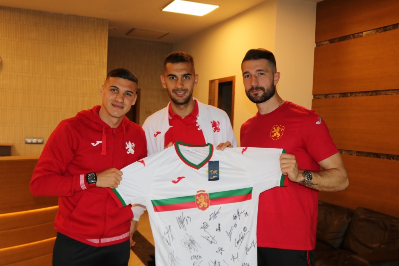 Националният отбор на България се включи в благотворителна кампания