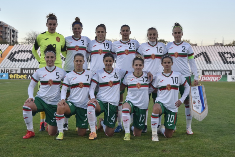 Женският тим на България загуби от Португалия