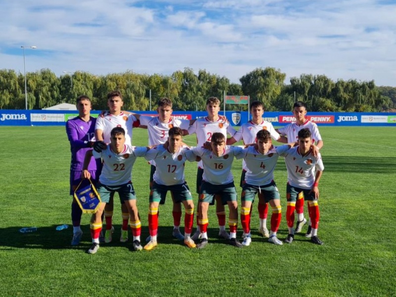 България U15 пропусна шансовете си срещу Румъния