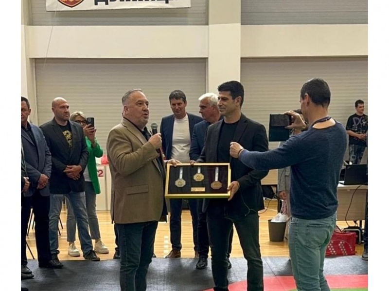 Георги Иванов бе специален гост на откриването на Държавното първенство по таекуондо в Дупница