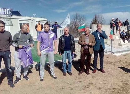 БФС и президентът Михайлов с жест на приятелство и подкрепа към футбола в Хитрино 